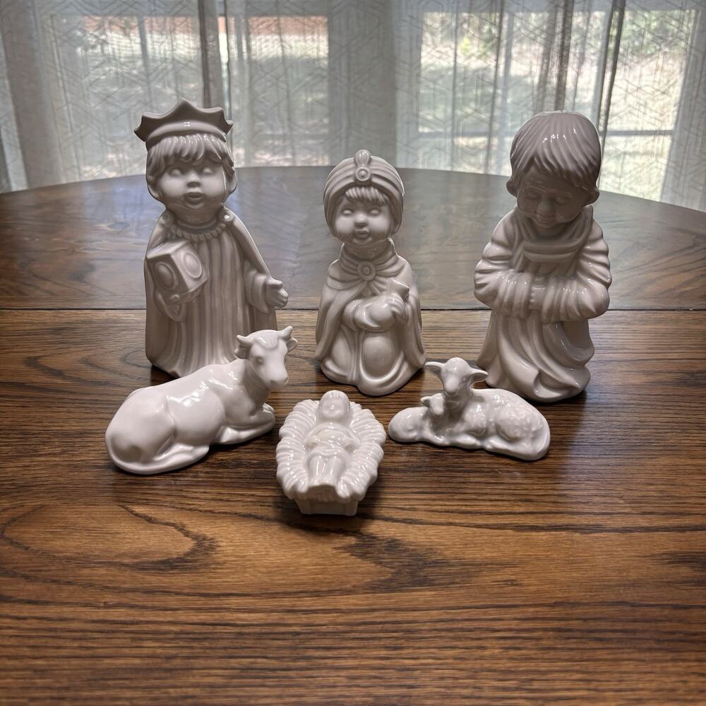 Arnel's Vintage 1975 Ceramic Nativity Figurines Pottery Holy Family 6 Pieces